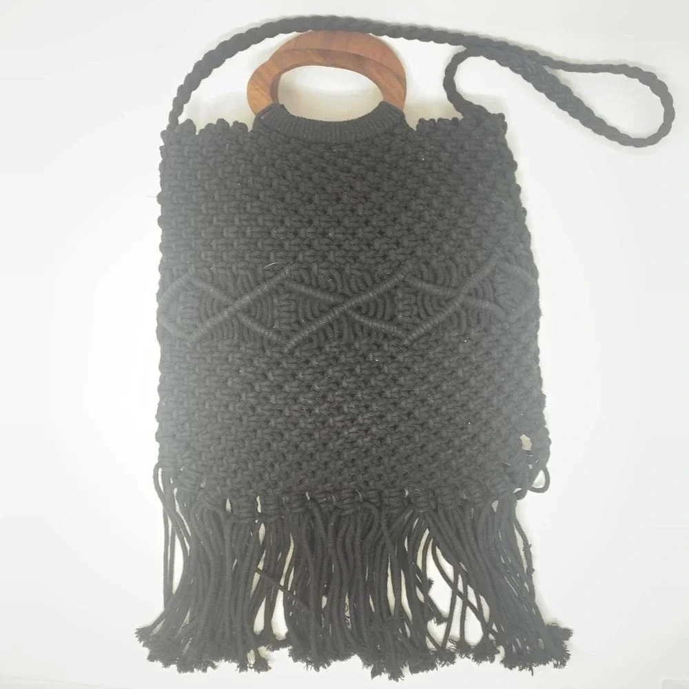 Danielle Nicole Macrame‎ Fringe Tassel Wooden Handle Crossbody Bag in Black - Picture 7 of 10